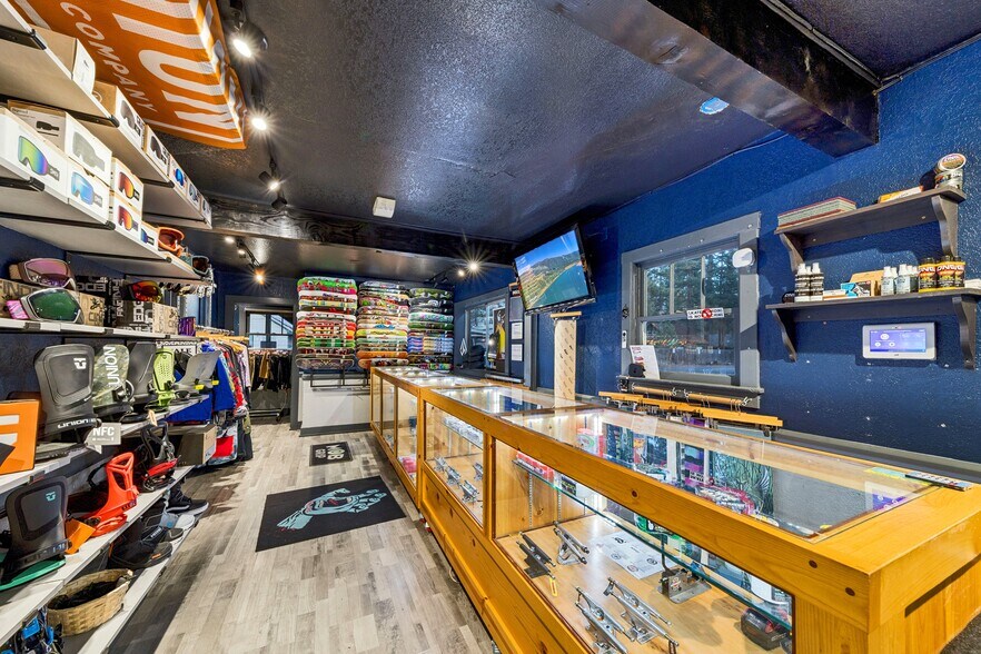 More Photos Of 3542 Lake Tahoe Blvd, South Lake Tahoe Restaurant For Sale
