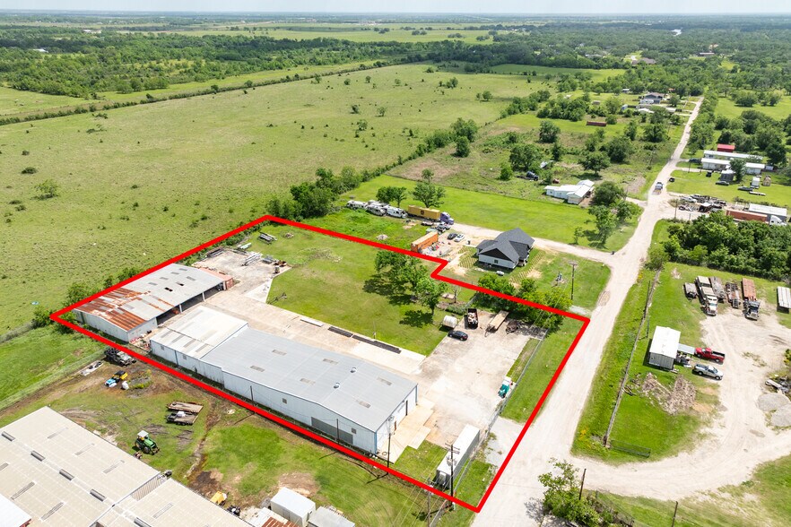 More Photos Of 219 Legion Rd, Angleton Warehouse For Sale