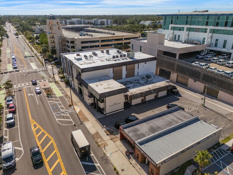 More Photos Of 2070-2074 Ringling Blvd, Sarasota Storefront Retail Office For Sale
