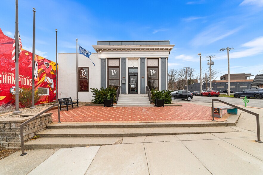 Primary Photo Of 7341 W 80th St, Overland Park Office For Sale