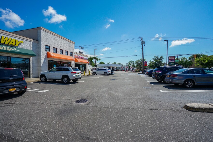 More Photos Of 987-989 Atlantic Ave, Baldwin Storefront For Sale