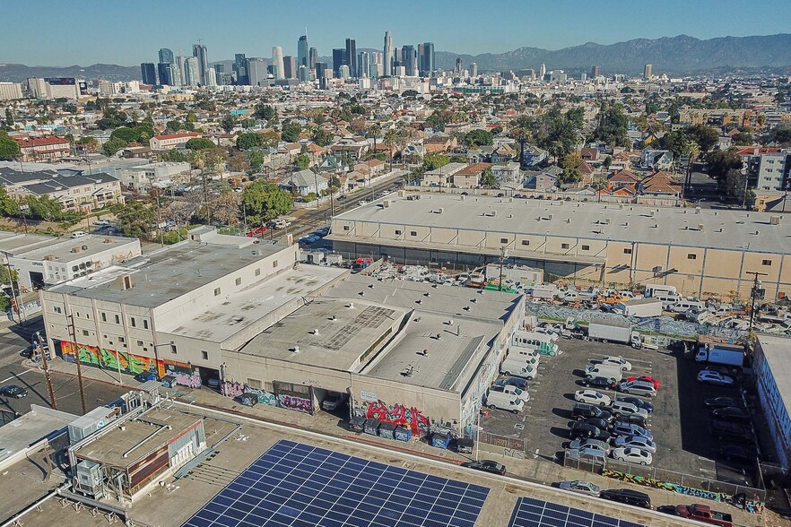 More Photos Of 901 E 31st St, Los Angeles Manufacturing For Lease