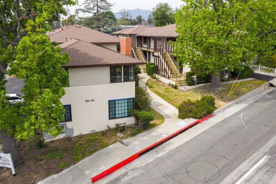Primary Photo Of 2629-2643 1/2 Lake Ave, Altadena Apartments For Sale