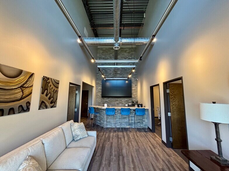 More Photos Of 2285 Manatt Ct, Castle Rock Warehouse For Lease