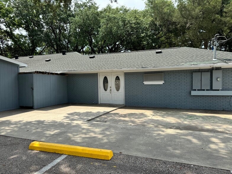 More Photos Of 12038 Bissonnet St, Houston Religious Facility For Sale