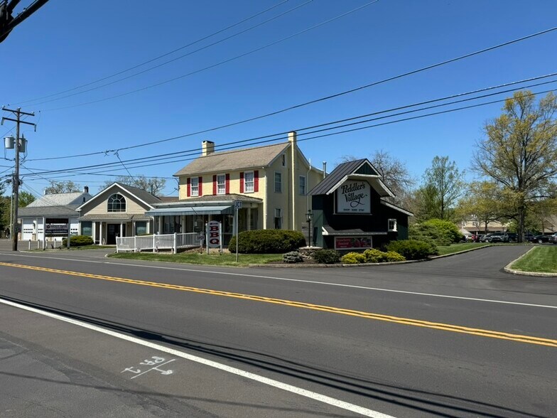 More Photos Of 5788 US-202 Rt, Lahaska Restaurant For Sale