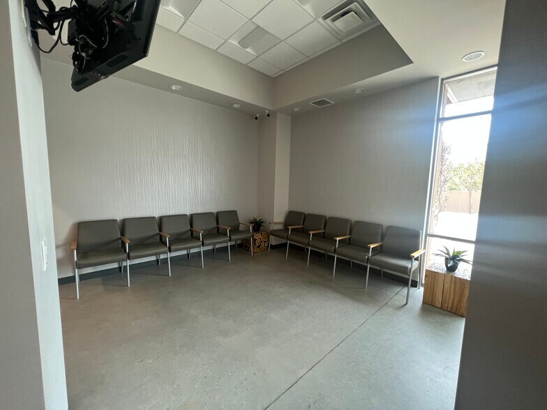 More Photos Of 1731 Third St, Norco Medical For Lease