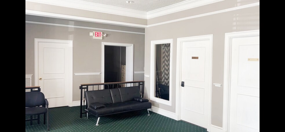 More Photos Of 785 Pearl Rd, Brunswick Office For Lease