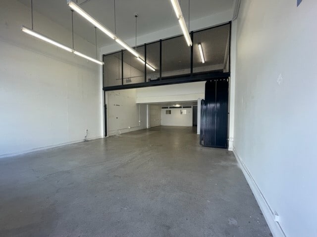 More Photos Of 1249-1253 S Beretania St, Honolulu Storefront Retail Office For Lease