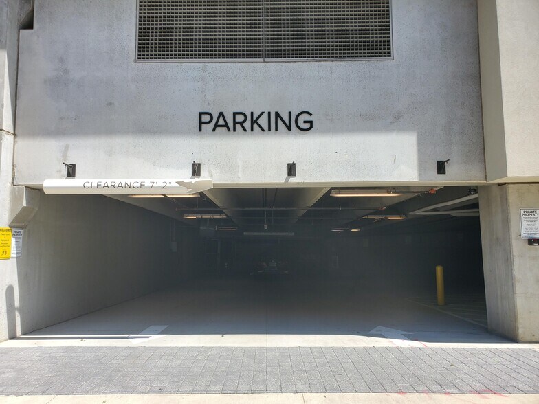 More Photos Of 1240 W Peachtree St, Atlanta Apartments For Lease