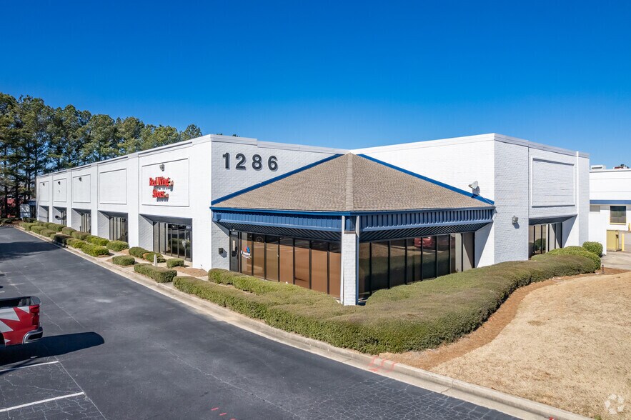 More Photos Of 1310 Citizens Pky, Morrow Unknown For Lease