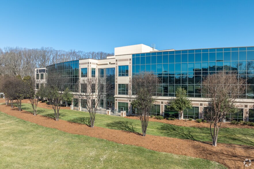 More Photos Of 701 Green Valley Rd, Greensboro Coworking Space