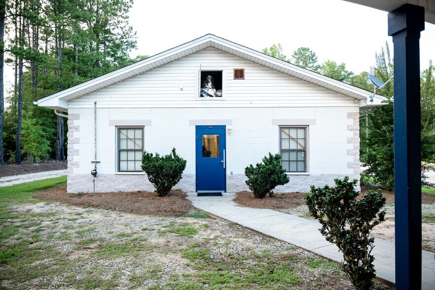 More Photos Of 626 Old River Rd, Sylvania Manufacturing For Sale