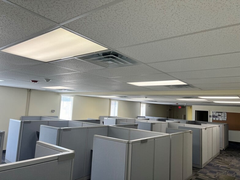 More Photos Of 7701 Timberlake Rd, Lynchburg Storefront For Lease