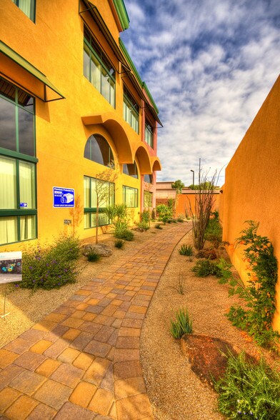 More Photos Of 1725-1727 W Frye Rd, Chandler Medical For Lease