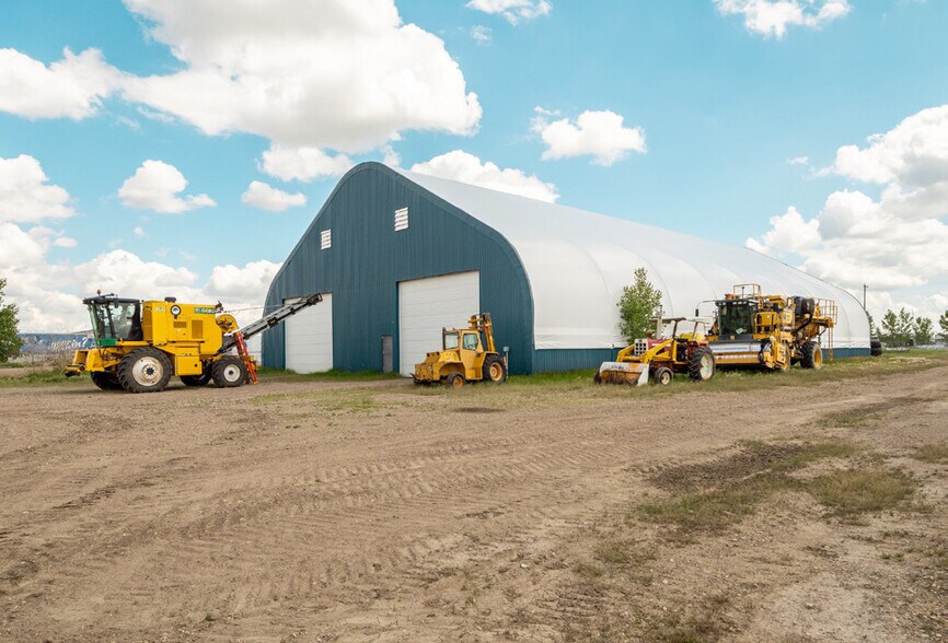 More Photos Of 5802 52 Av, Taber Warehouse For Sale