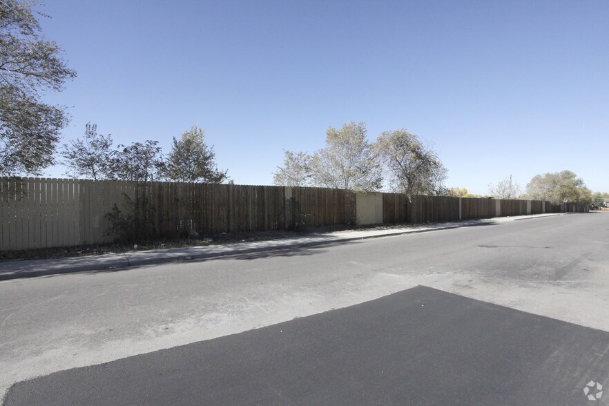 More Photos Of 7481 Kearney St, Commerce City Auto Salvage Facility For Sale