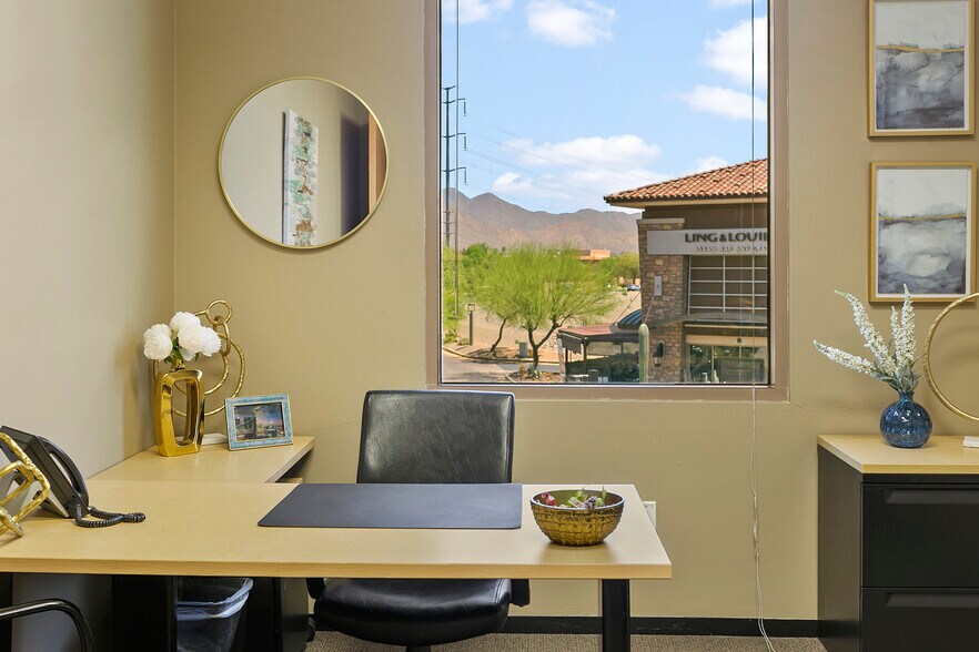 More Photos Of 9375 E Shea Blvd, Scottsdale Coworking Space