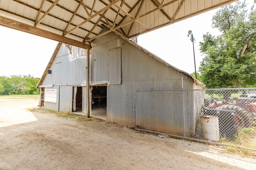 More Photos Of 1663 Georgia Rd, Humboldt Specialty For Sale