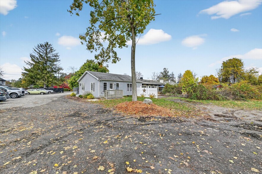 More Photos Of 13 Main St, Ogdensburg Auto Repair For Sale