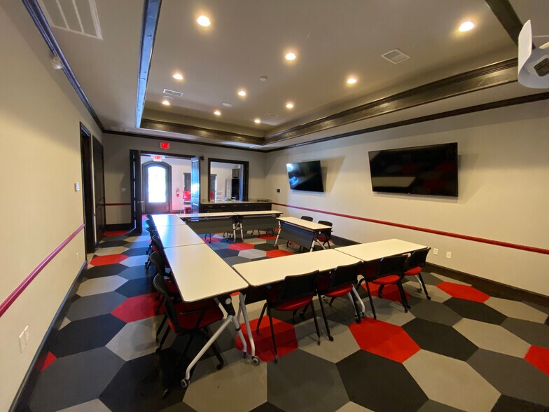 More Photos Of 2101 E Kirkwood Blvd, Southlake Office For Lease