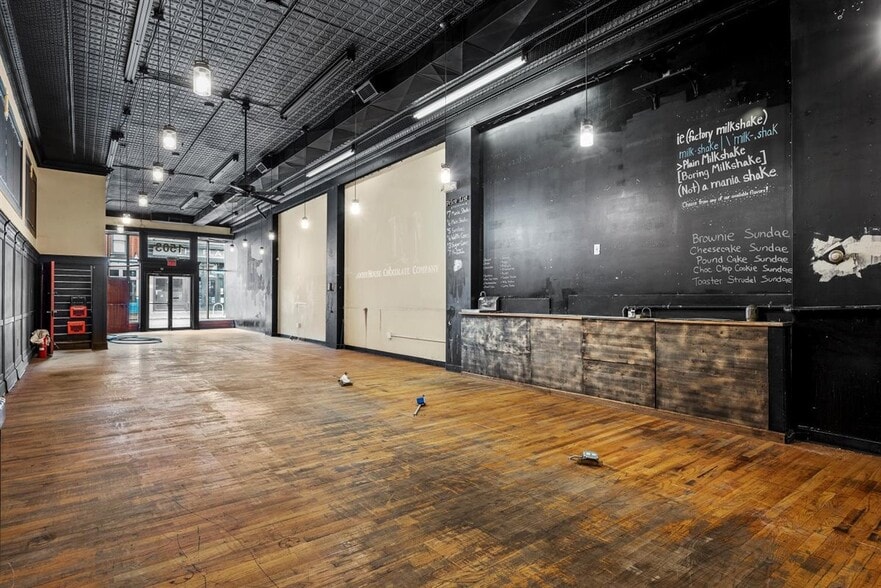 More Photos Of 1501-1503 E Carson St, Pittsburgh Restaurant For Sale