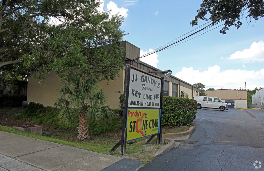 More Photos Of 3725 Alt 19, Palm Harbor Warehouse For Lease