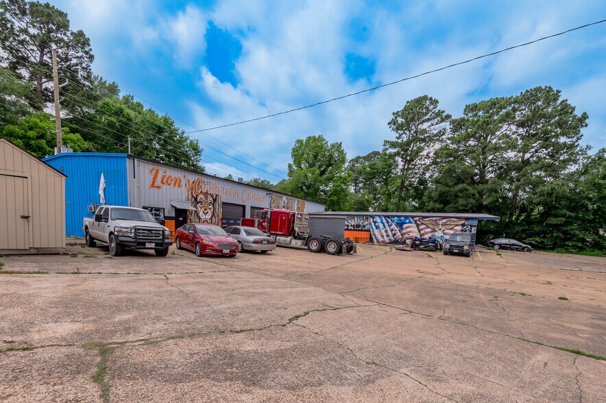 More Photos Of 316 Highway 190 E, Huntsville Auto Repair For Sale