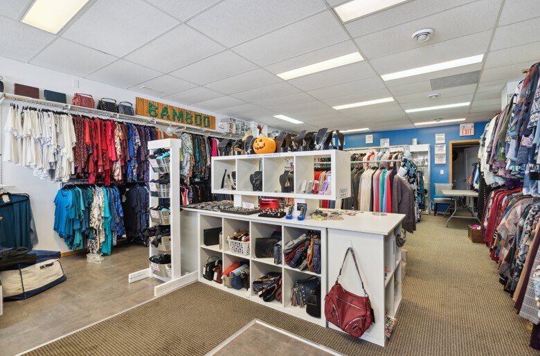 More Photos Of 227-231 3rd Ave, Strathmore Storefront Retail Residential For Lease