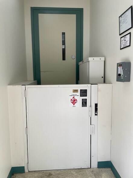 More Photos Of 863-865 E 4th St, Bethlehem Medical For Sale