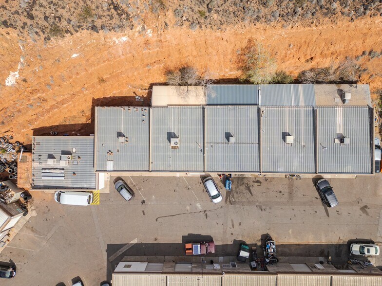 More Photos Of 861 Red Rock Rd, Saint George Warehouse For Sale