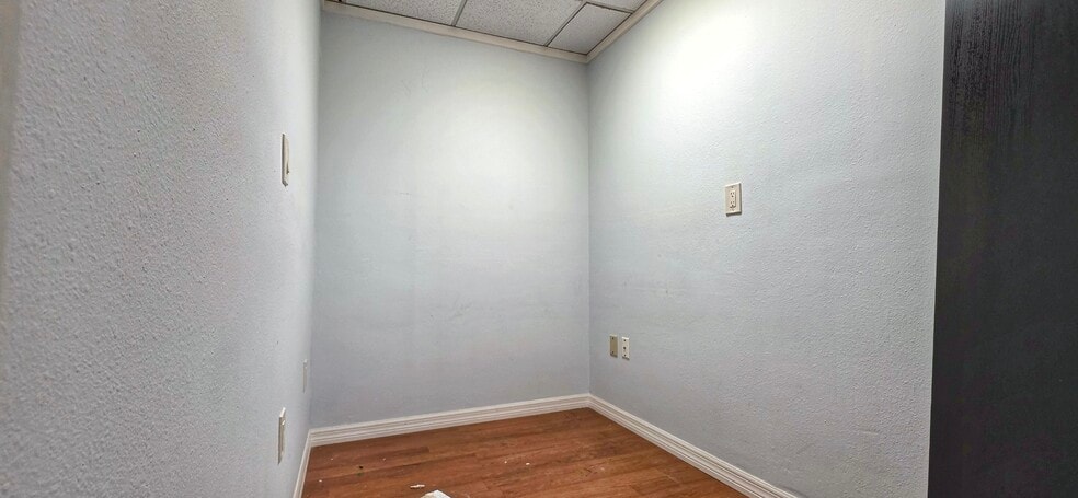 More Photos Of 2323 Curlew Rd, Dunedin Medical For Sale