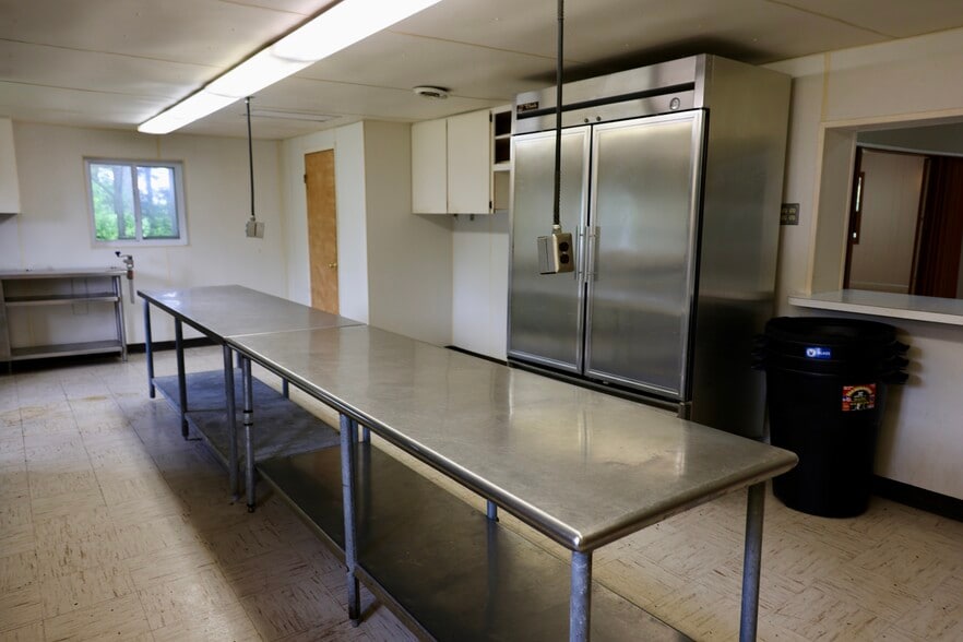 More Photos Of 145 Wedge Rd, Sandusky Specialty For Sale