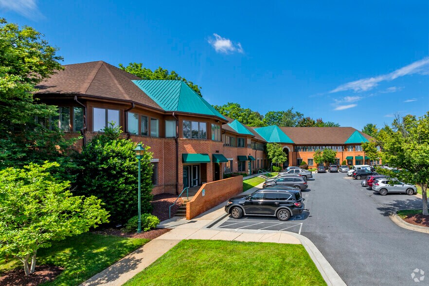 More Photos Of 3410-3418 Olandwood Ct, Olney Coworking Space