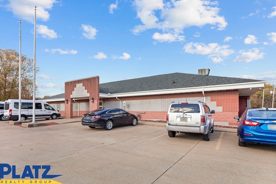 More Photos Of 1036 E State St, Alliance Lodge Meeting Hall For Sale