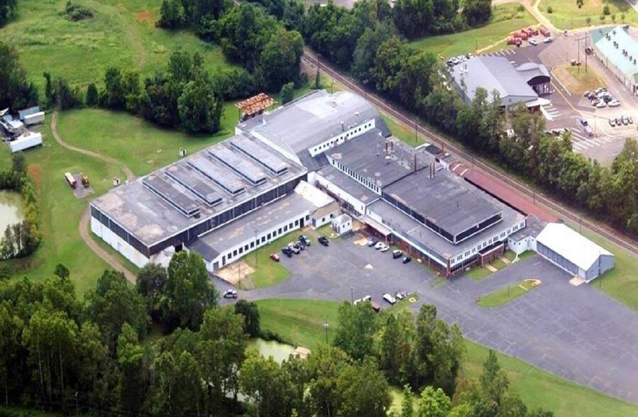 Primary Photo Of 12314 Old Gordonsville Rd, Charlottesville Manufacturing For Lease
