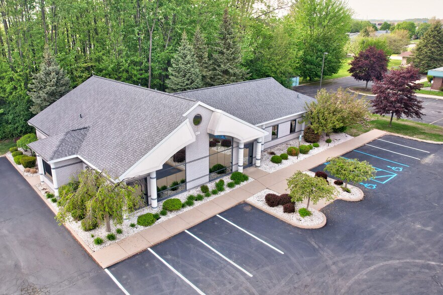 More Photos Of 4757 Mcleod Dr E, Saginaw Medical For Sale