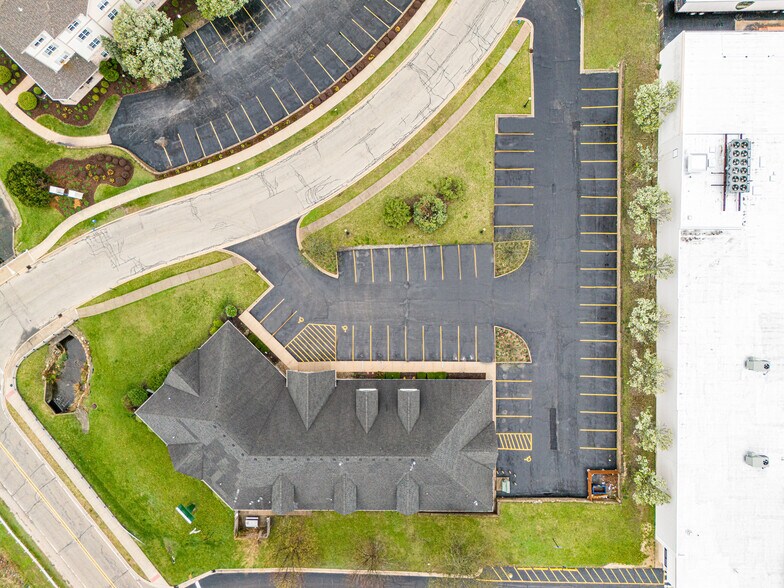 More Photos Of 1640 Willow Circle Dr, Crest Hill Medical For Sale