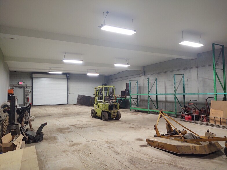 More Photos Of 6735 Vernor Hwy, Detroit Manufacturing For Sale