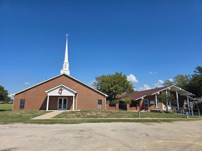 More Photos Of 101 W Eldorado Pky, Little Elm Specialty For Sale