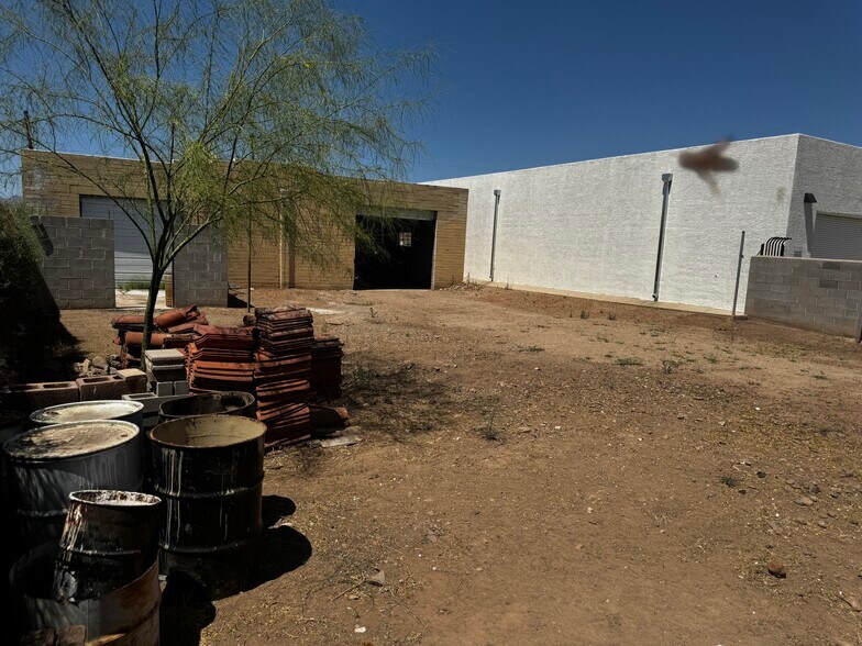 More Photos Of 3826-3830 E 37th St, Tucson Warehouse For Sale
