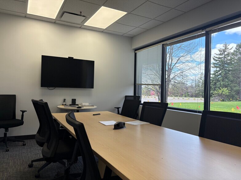 More Photos Of 3464 Washington Dr, Eagan Unknown For Lease