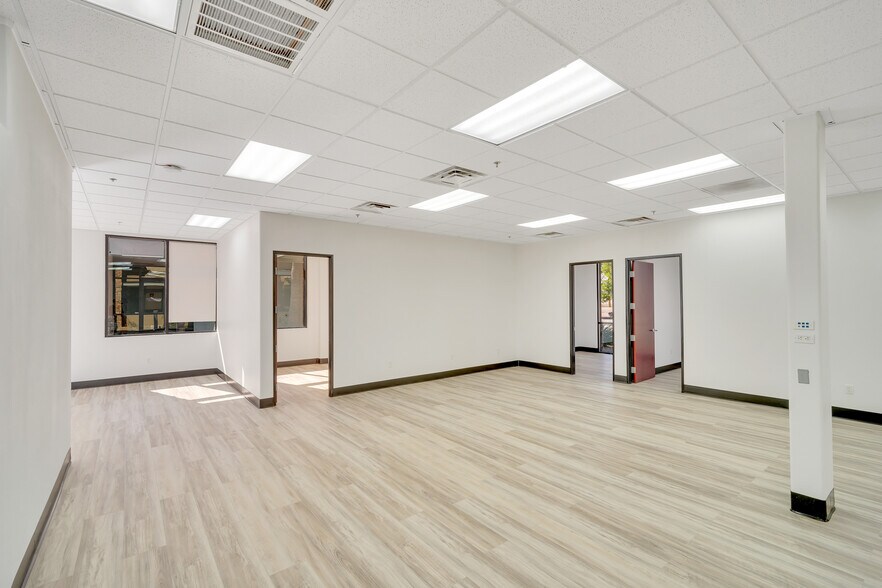More Photos Of 1820 E Warm Springs Rd, Las Vegas Medical For Sale