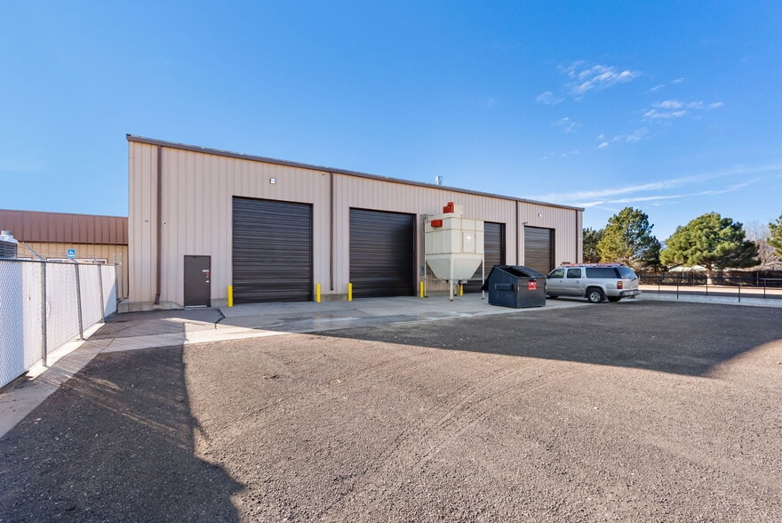 More Photos Of 2150 Victor Pl, Colorado Springs Distribution For Lease