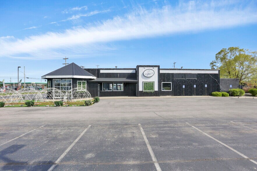 More Photos Of 1122 Hebron Rd, Heath Restaurant For Sale