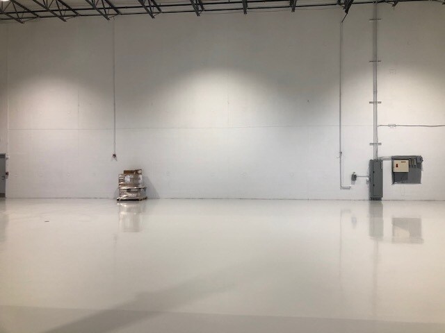 More Photos Of 340 Marshall Ave, Aurora Warehouse For Sale