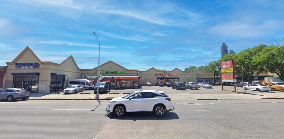 More Photos Of 18220 Jamaica Ave, Hollis Storefront Retail Office For Lease
