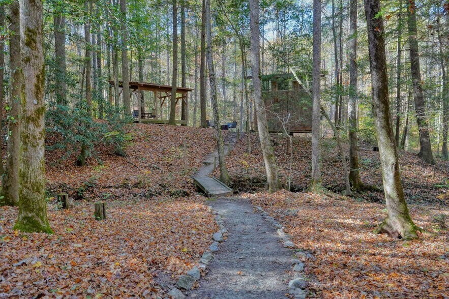 More Photos Of 400 Mulberry Gap Rd, Ellijay Hospitality For Sale