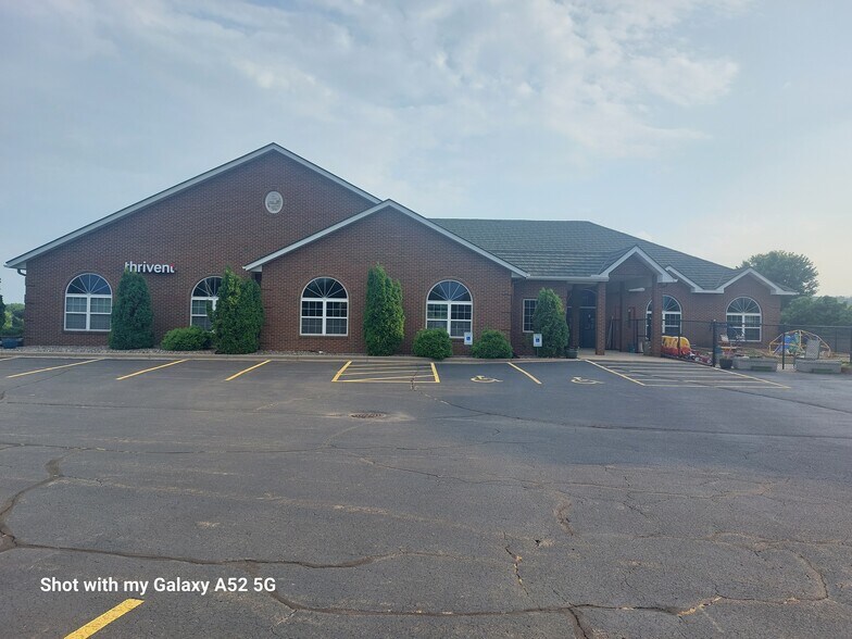 More Photos Of 1500 Merrill Ave, Wausau Office For Sale