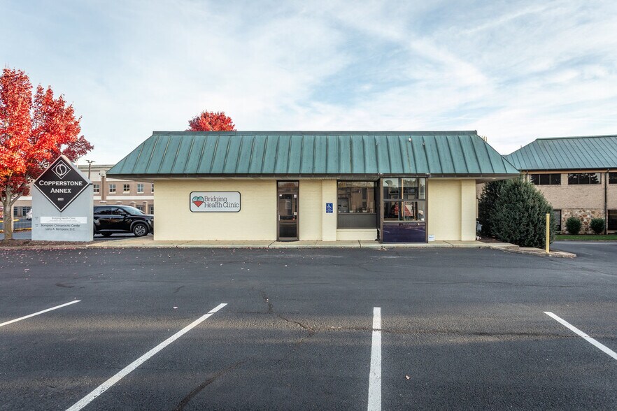 More Photos Of 847 Martin Luther King Jr Way, Harrisonburg Medical For Sale